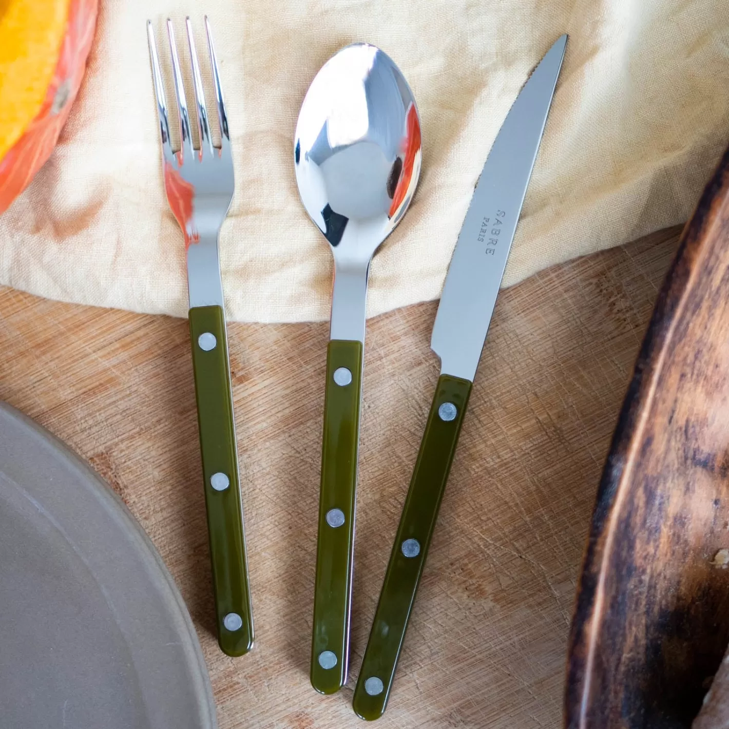 Sabre Paris Dinner Knife>Bistrot Solid, Green fern