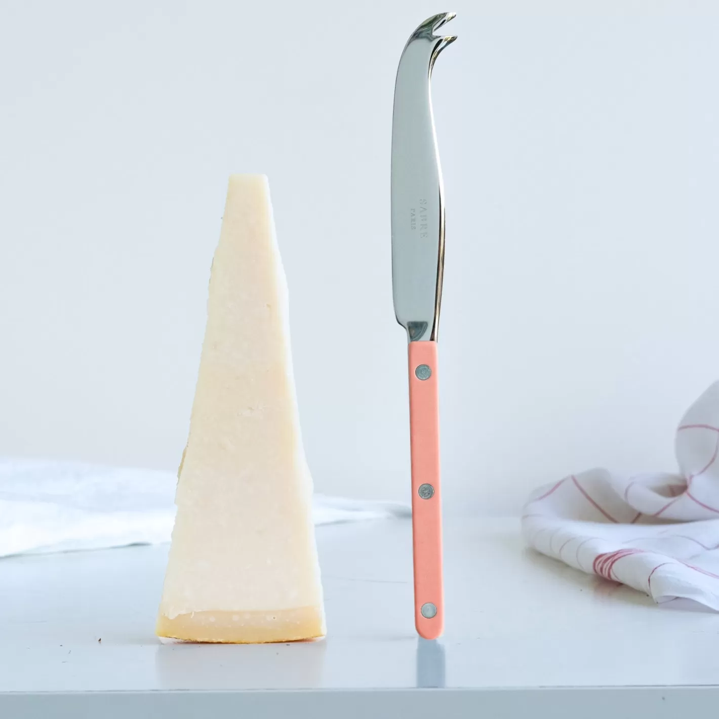 Sabre Paris Cheese Knife>Bistrot Solid, Nude Pink