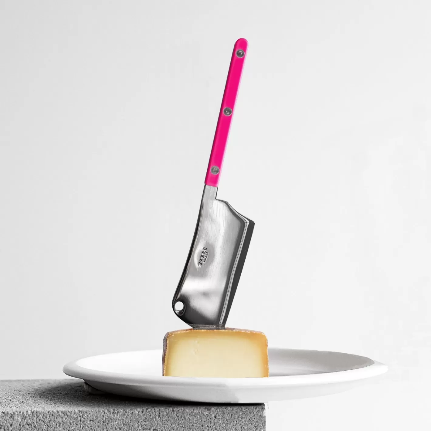 Sabre Paris Cheese Cleaver>Bistrot Solid, Raspberry