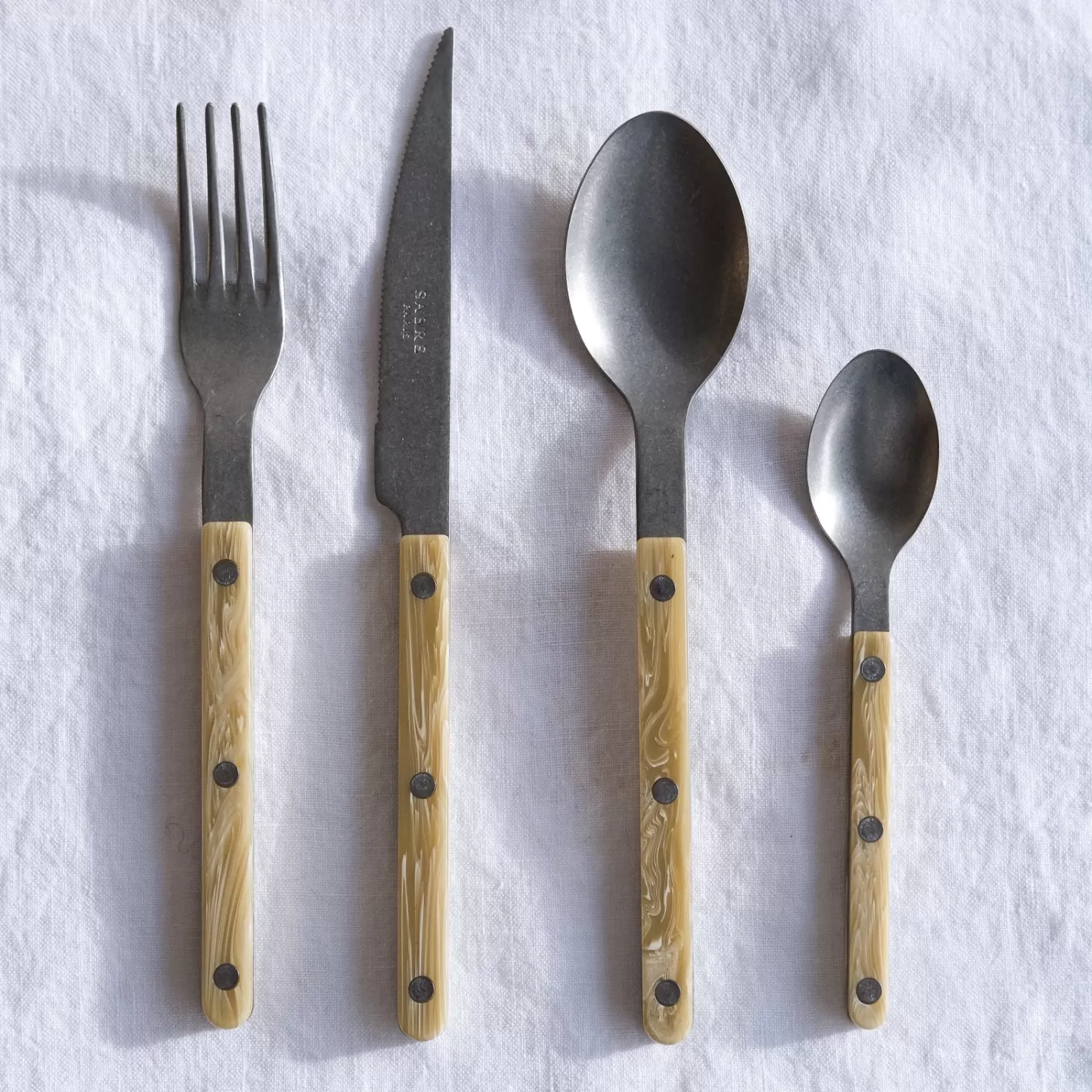 Sabre Paris Dinner Knife>Bistrot Vintage Horn, Faux Horn