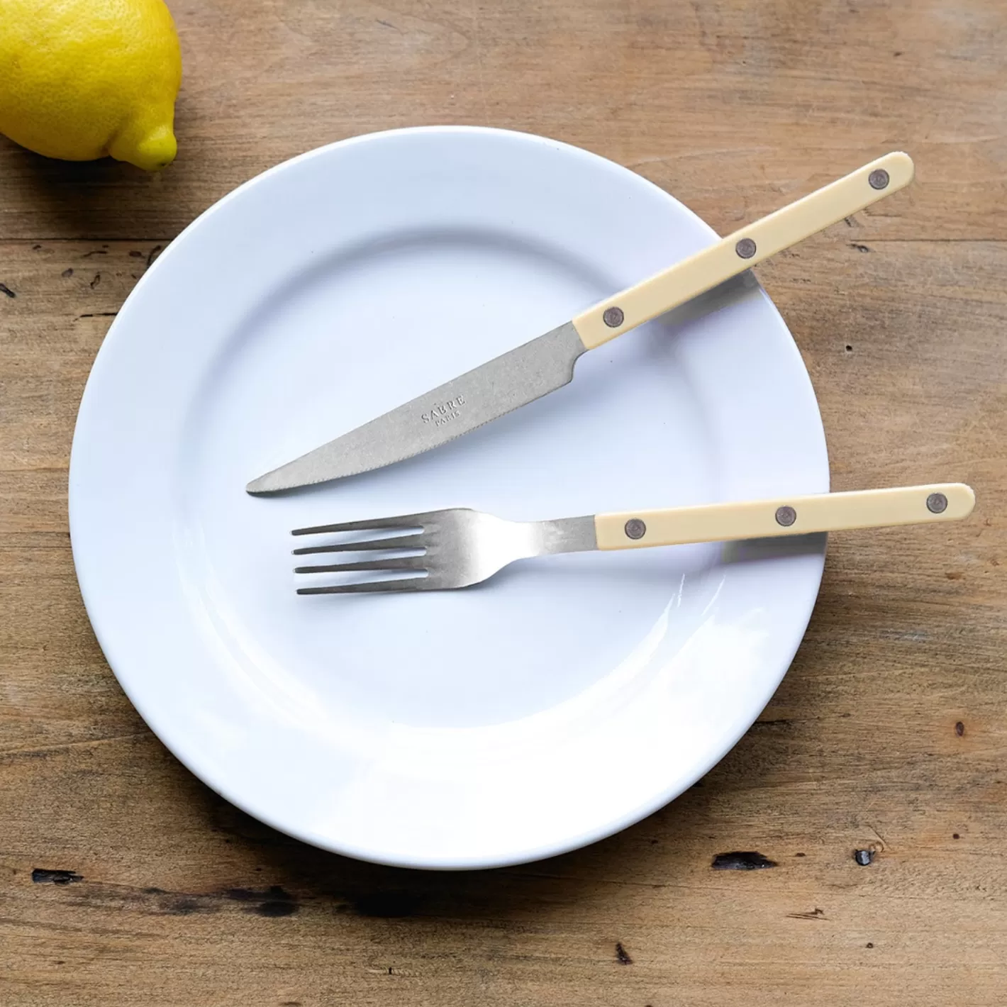 Sabre Paris Dinner Knife>Bistrot Vintage Solid, Ivory