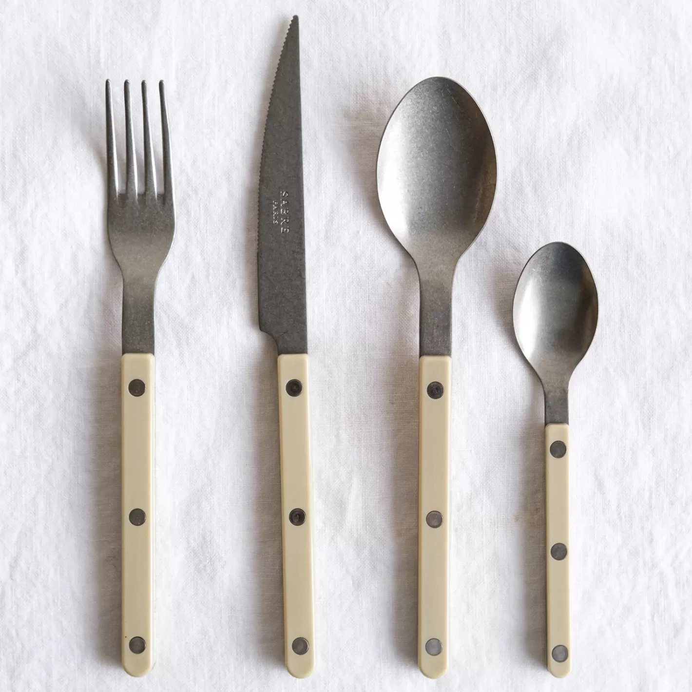 Sabre Paris Dinner Fork>Bistrot Vintage Solid, Light kaki