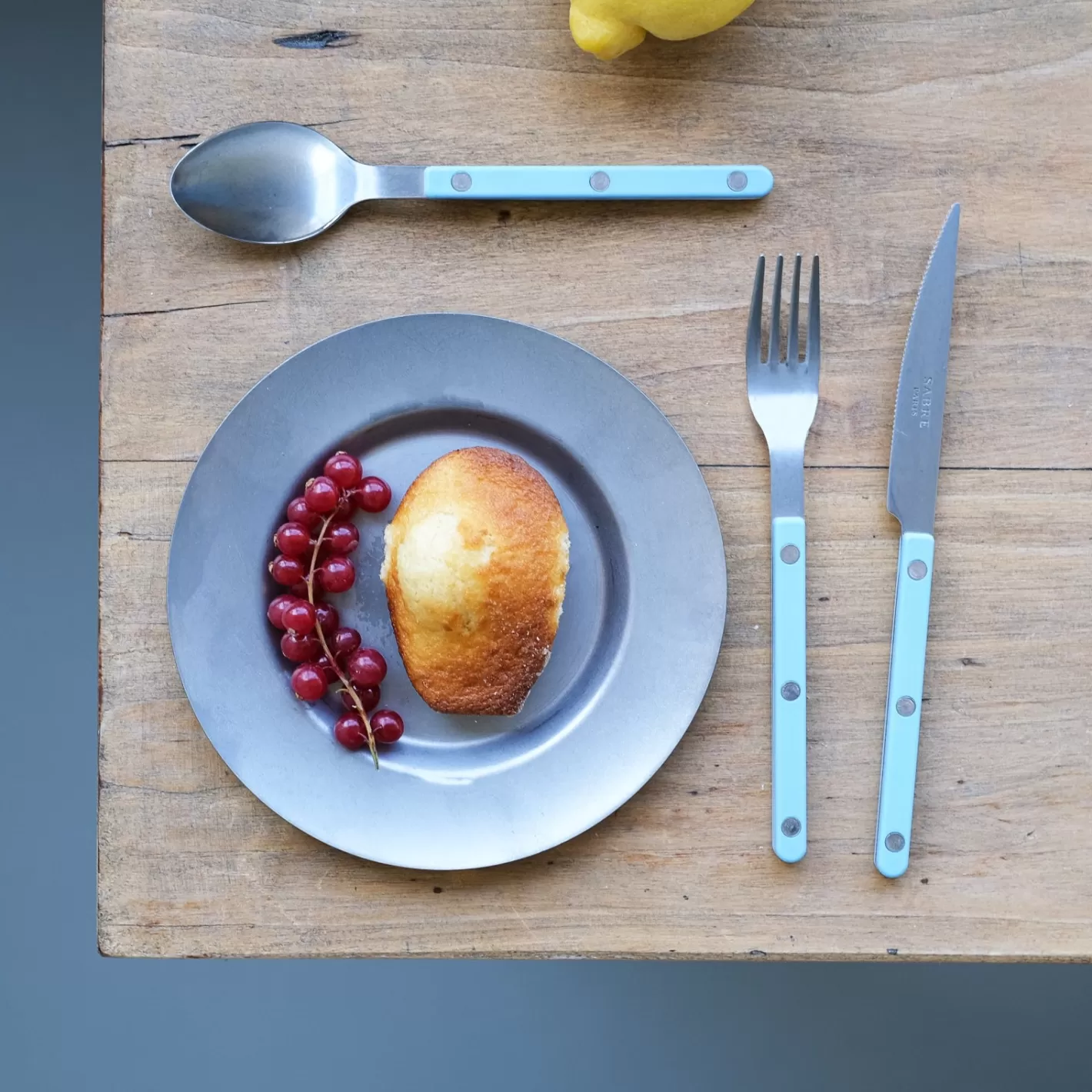 Sabre Paris Dessert Spoon>Bistrot Vintage Solid, Pastel green