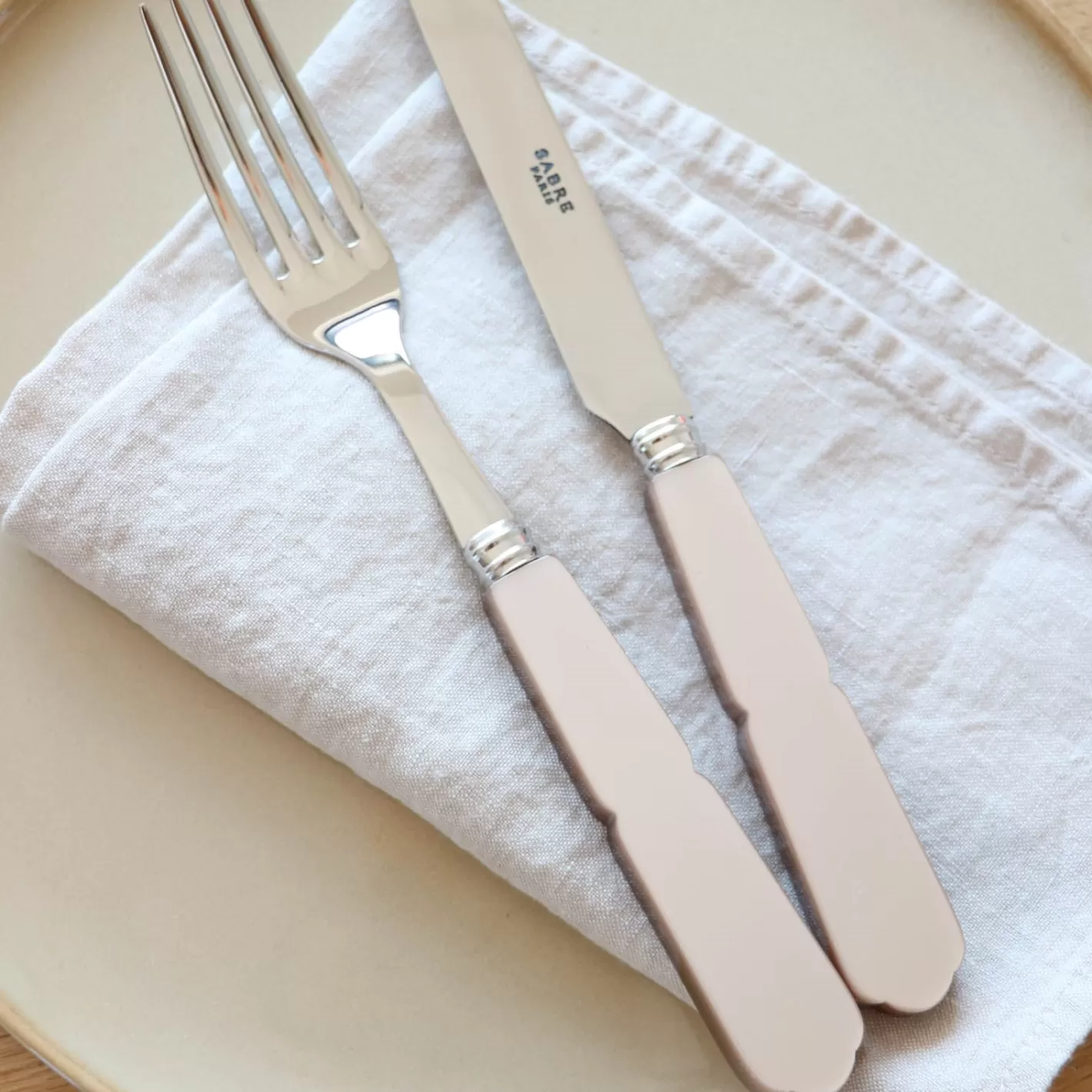 Sabre Paris Dinner Knife>Gustave, Pearl