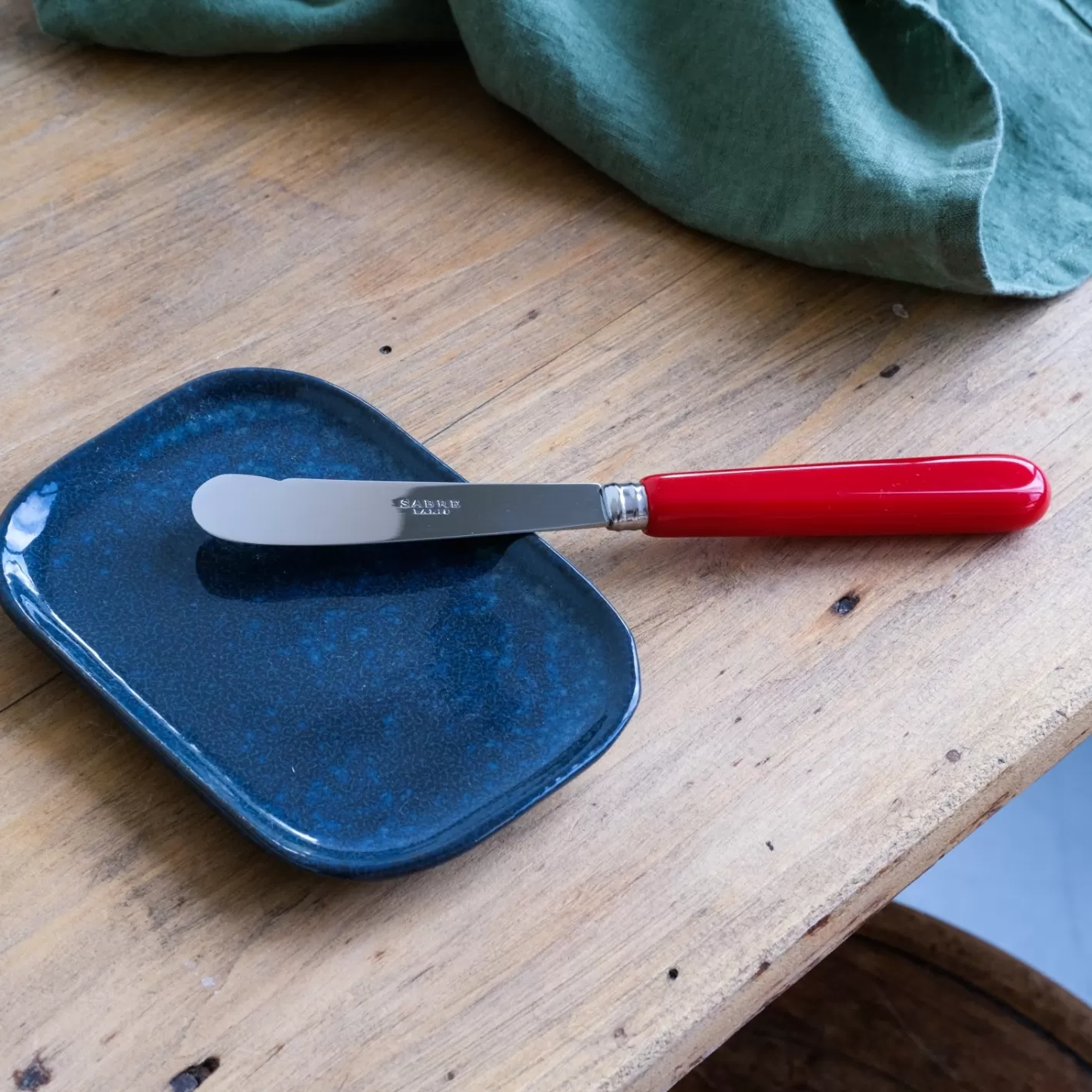 Sabre Paris Butter Knife>Pop Unis, Burgundy