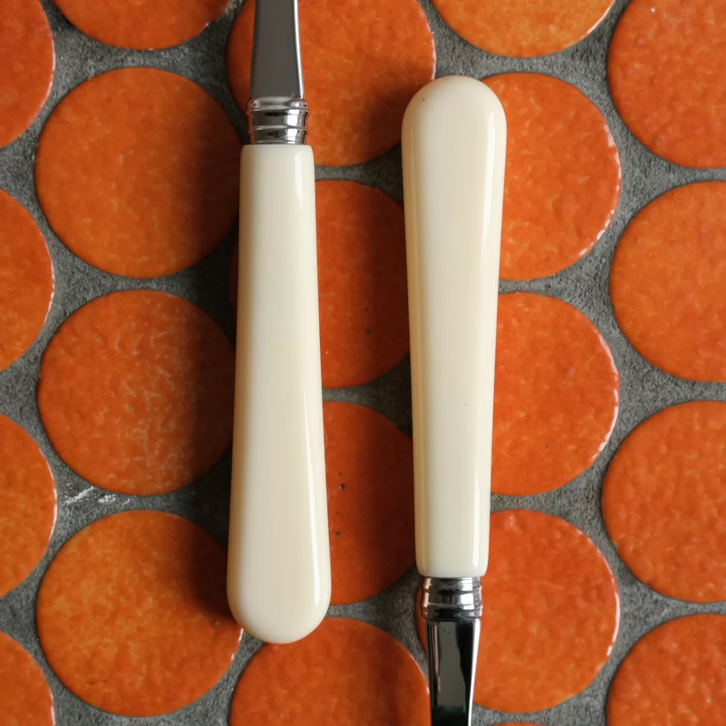 Sabre Paris Tomato Knife>Pop Unis, Ivory