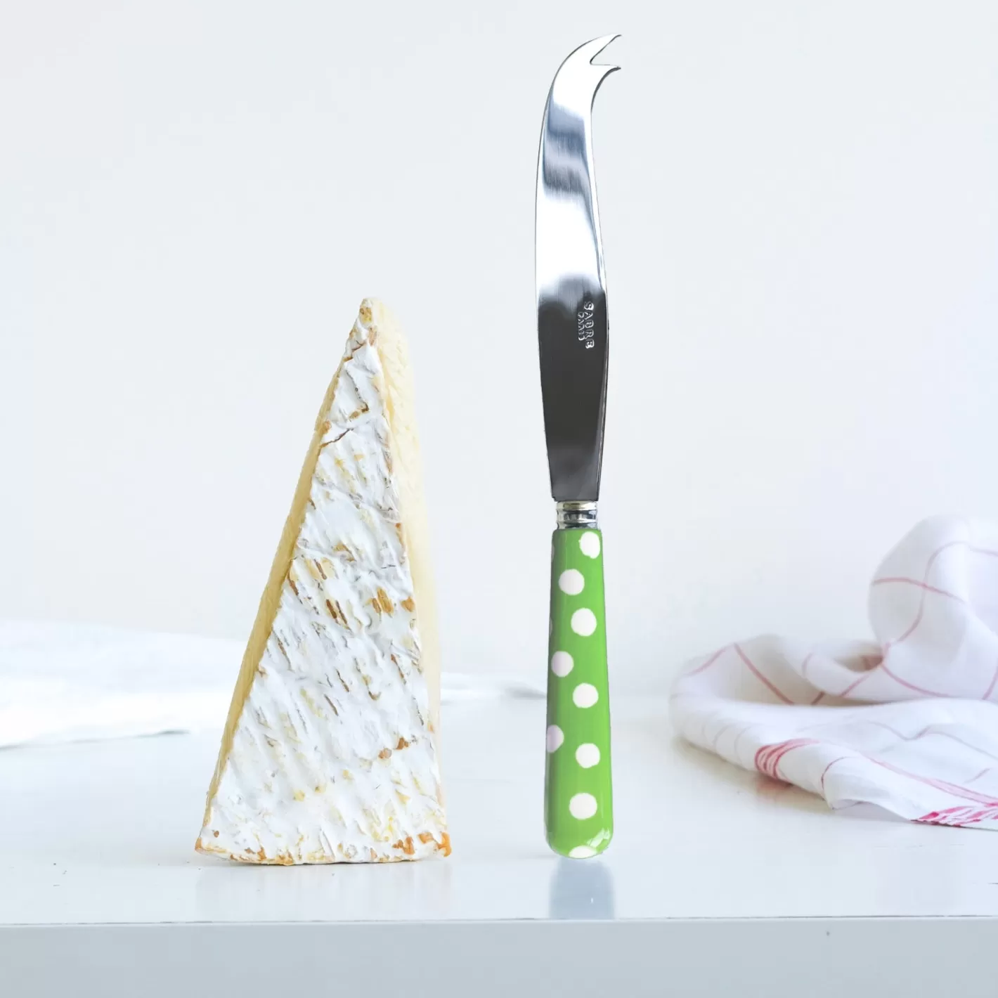 Sabre Paris Cheese Knife>White Dots, Garden green