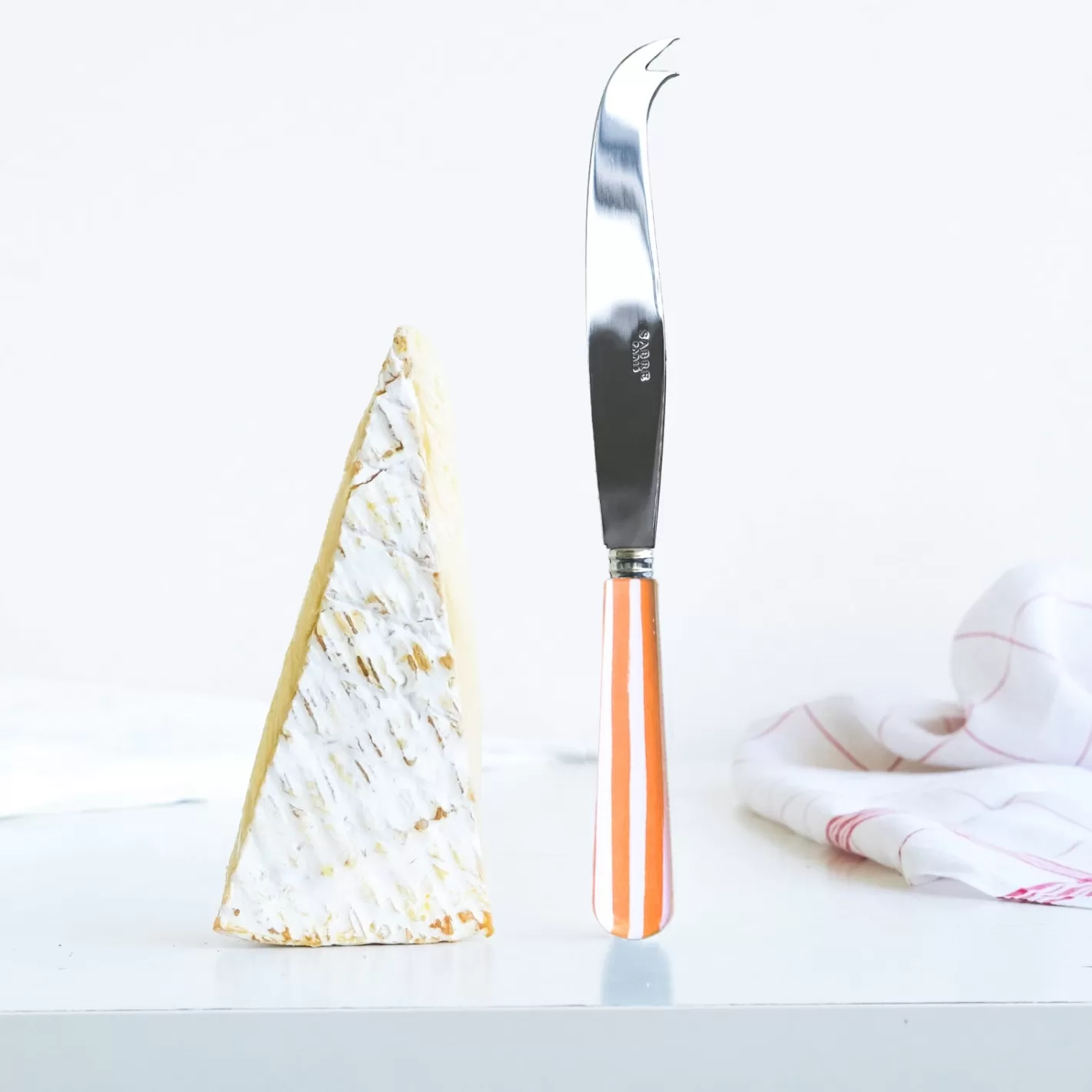 Sabre Paris Cheese Knife>White Stripe, Orange